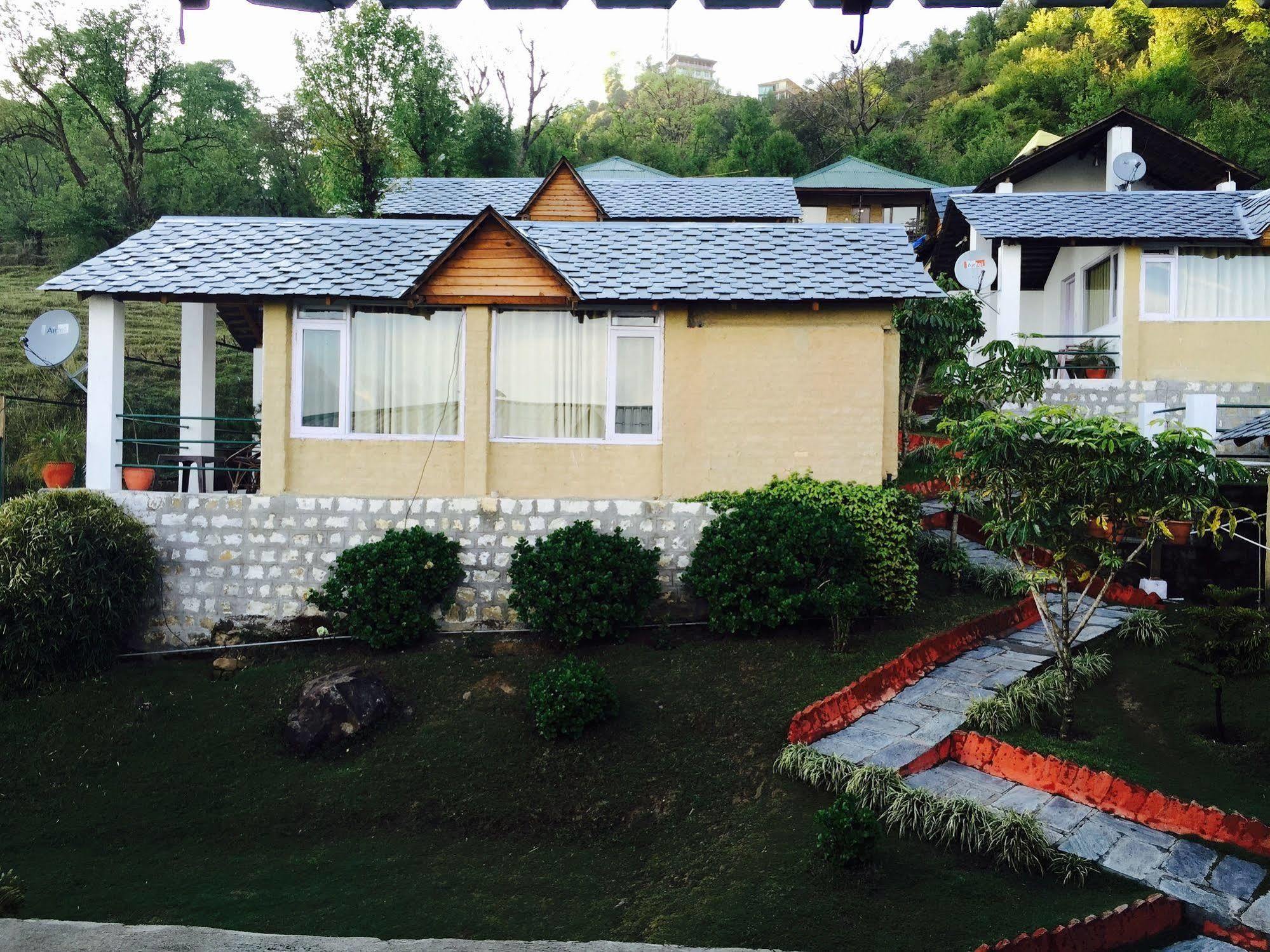 Hotel The Exotica Dharamsala Zewnętrze zdjęcie